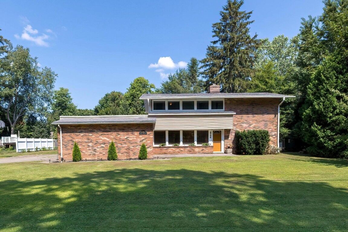Property Photo: 6766 Walnut Creek Drive PA 16415