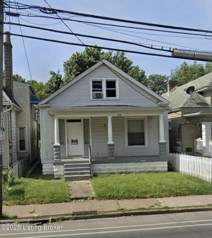 Property Photo:  514 Winkler Ave  KY 40208 