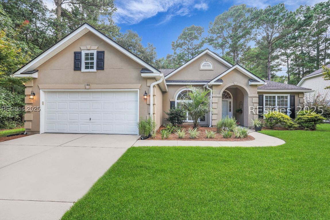Property Photo: 186 Pinecrest Circle SC 29910