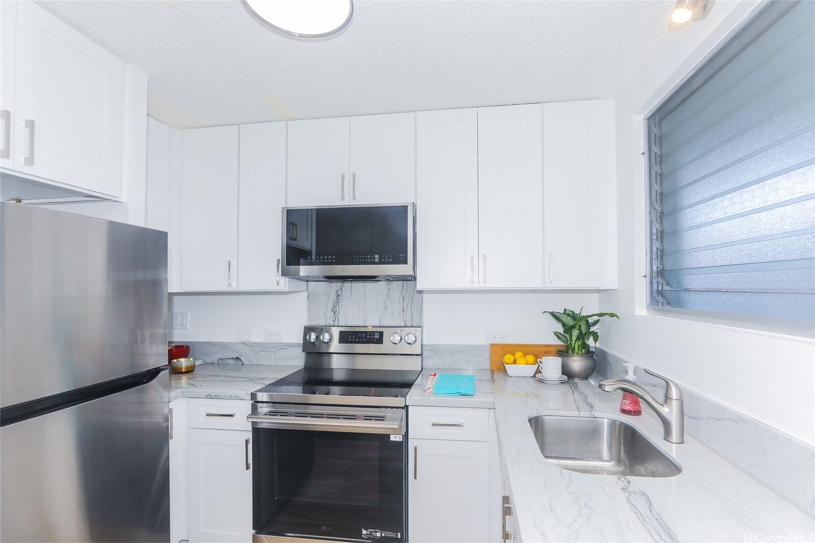 Property Photo:  3095 Ala Ilima Street 204  HI 96818 