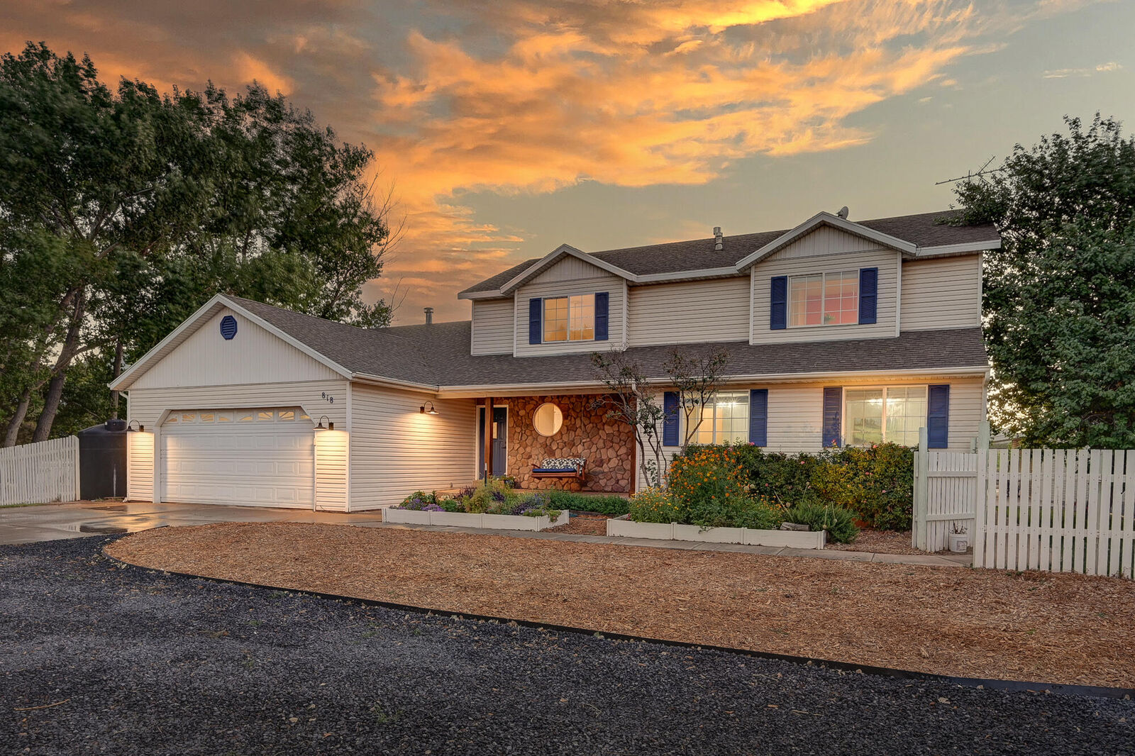 Property Photo: 818 S 3430 E UT 84757