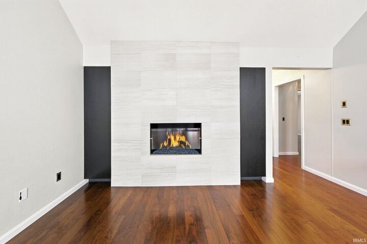 Property Photo: 2924 Seafarer Cove IN 46815-8519