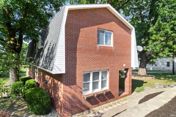 Property Photo: 2661 W Maryland Street IN 47712