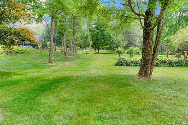 Property Photo:  492 Willow Brook Road  NY 12514 