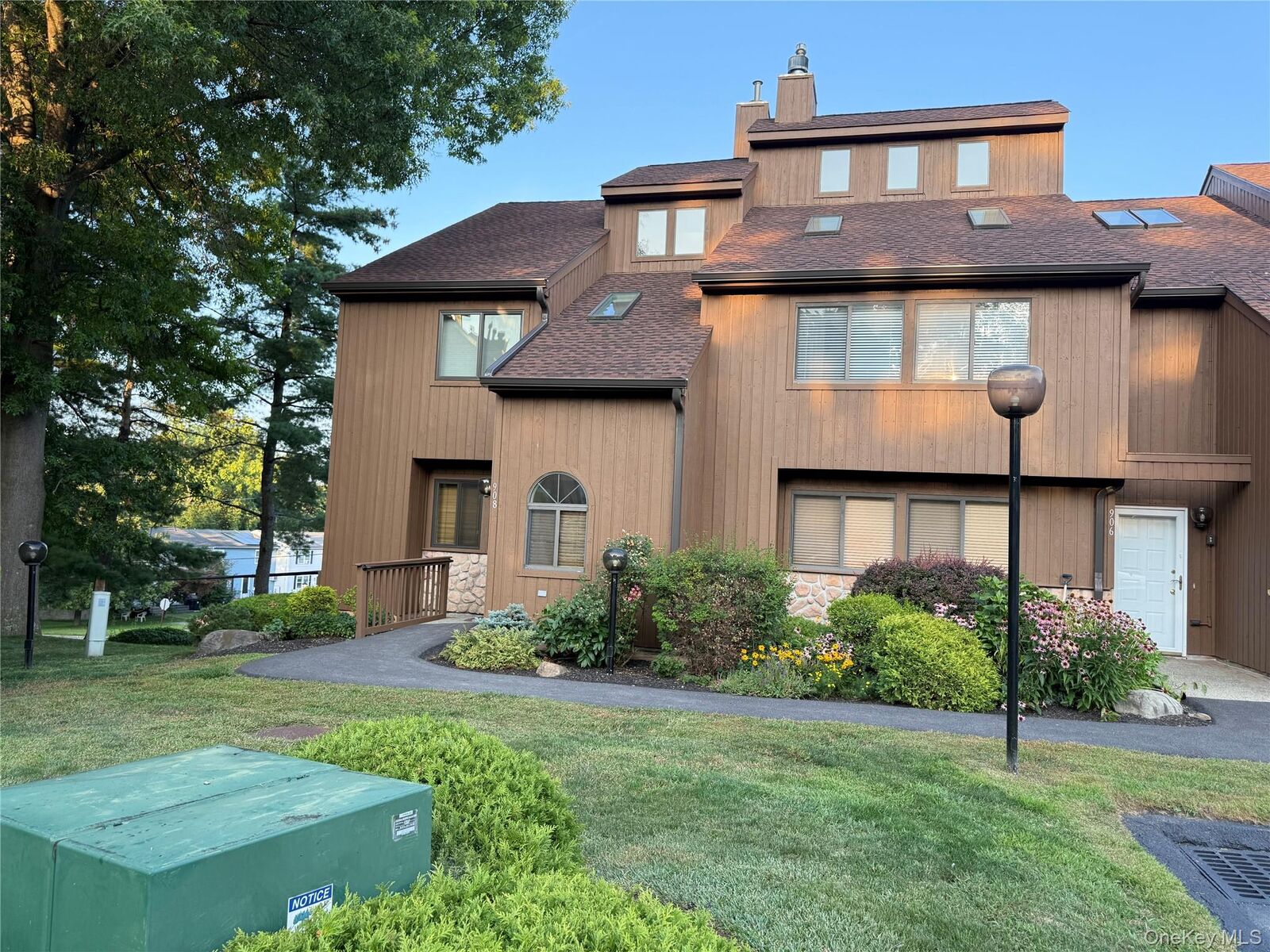 Property Photo:  908 Scenic Lane  NY 12603 