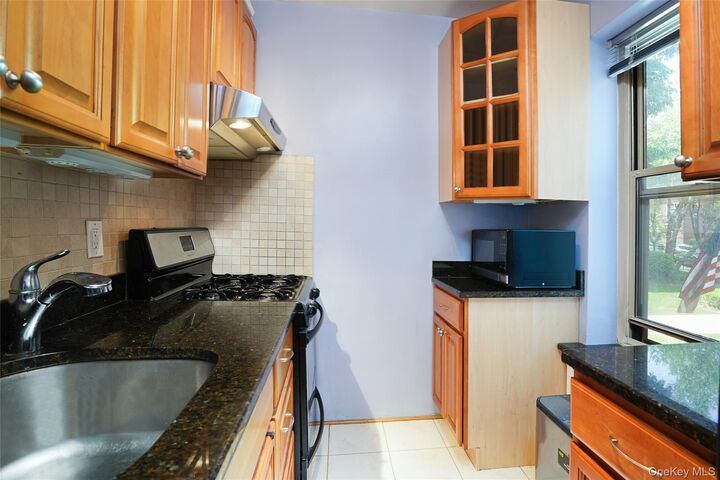 Property Photo: 113-14 72nd Road 1J NY 11375