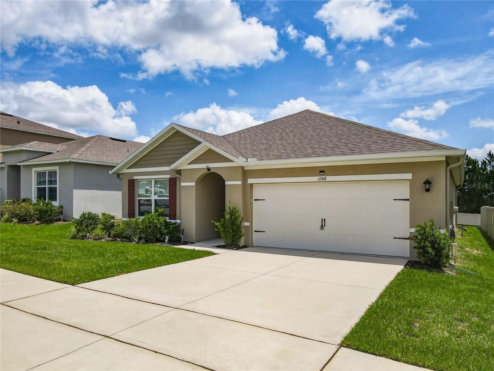 Property Photo:  1248 Sugarwood Street  FL 33837 