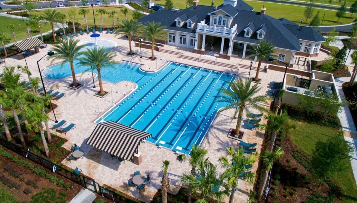 Property Photo: 10886 SW 40th Lane FL 32608