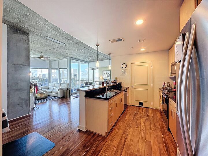 Property Photo:  155 S Court Avenue 1902  FL 32801 