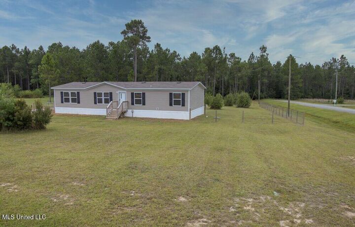 Property Photo: 10115 Silverwood Drive MS 39565