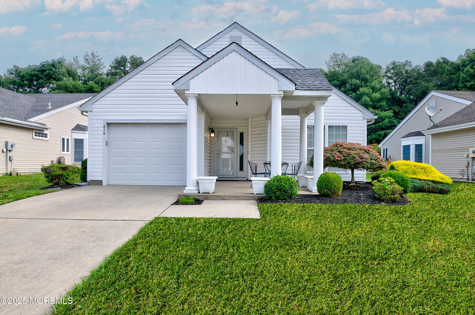 Property Photo:  616 Bedford Lane  NJ 08759 