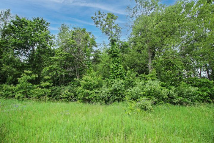 Property Photo: 61570 Raintree Boulevard MI 49091