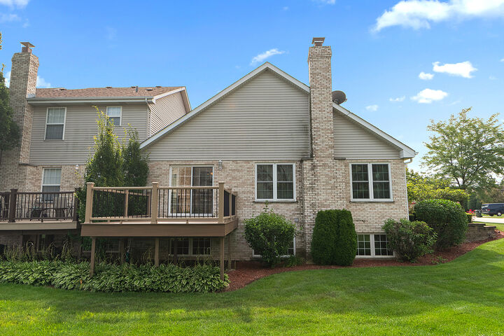Property Photo:  687 Grace Court  IL 60451 