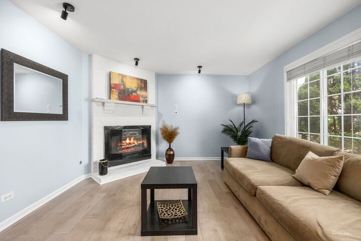 Property Photo: 2817 Dorothy Drive 2817 IL 60504