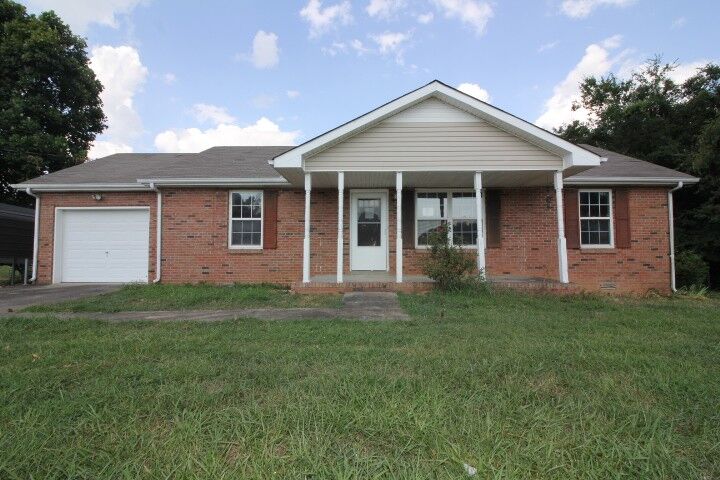 Property Photo:  3409 Dailey Rd  TN 37042 