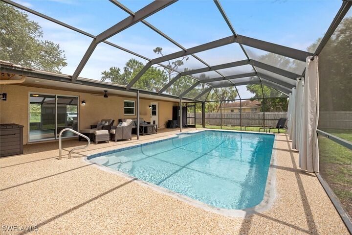 Property Photo:  1346 Beacon Drive  FL 33952 