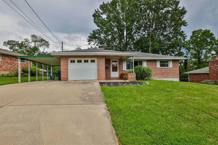 Property Photo: 143 Capri Drive KY 41075