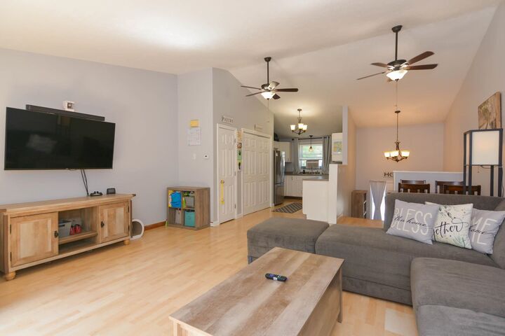 Property Photo:  881 Mammoth Road  NH 03104 