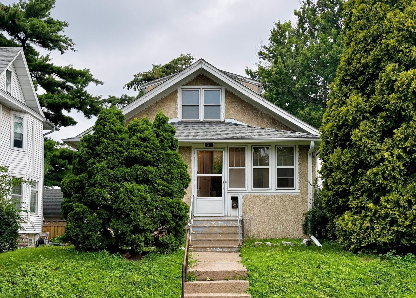 Property Photo:  1311 Dayton Avenue  MN 55104 