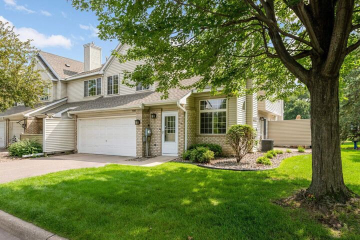Property Photo: 9383 Turnberry Alcove MN 55125
