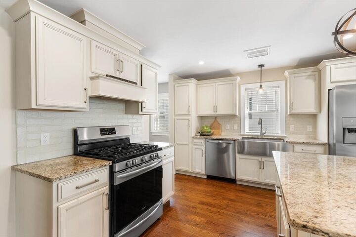Property Photo:  23 Locust St 2  MA 01923 
