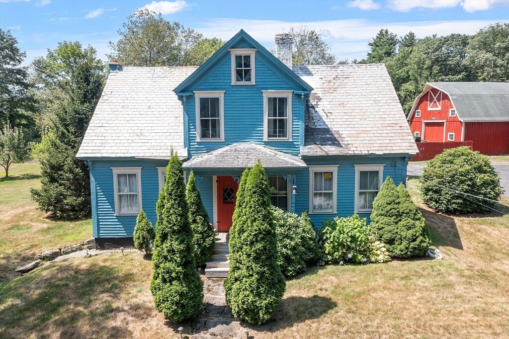 Property Photo:  171 South Rd  MA 01468 