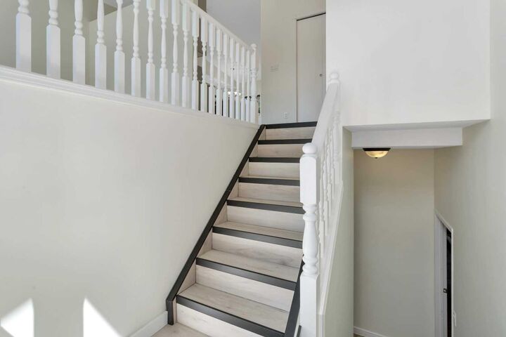 Property Photo: 11 Maple Bay AB T4L 1V5