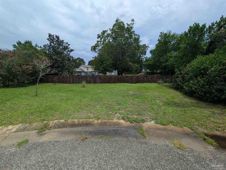 Property Photo: 316 S 61st Ave FL 32506