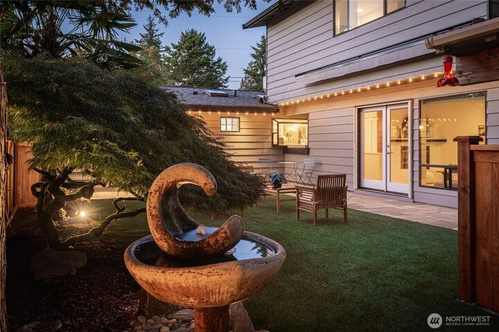 11627 NE 75th Street  Kirkland WA 98033 photo