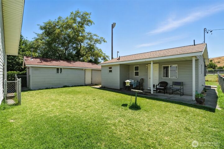 Property Photo:  127  Catherine Street  OR 97862 