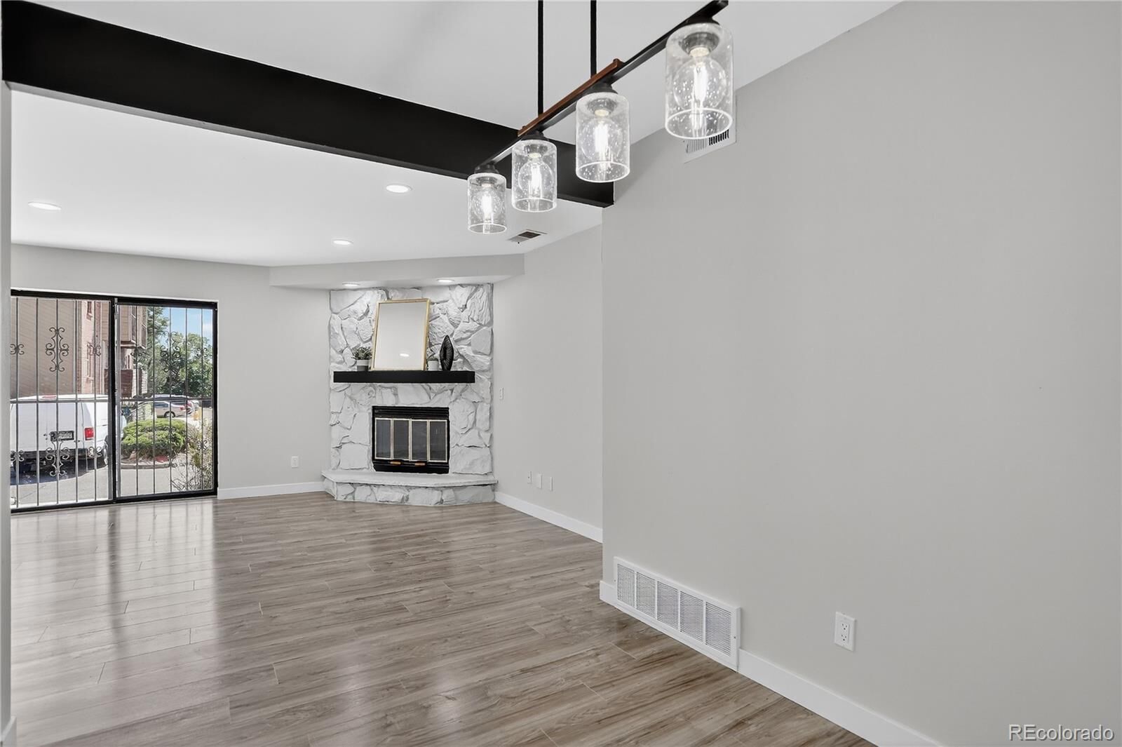 Property Photo: 15350 E Arizona Avenue 106 CO 80017
