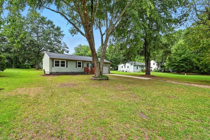 Property Photo: 3924 Pierce Ln VA 23321