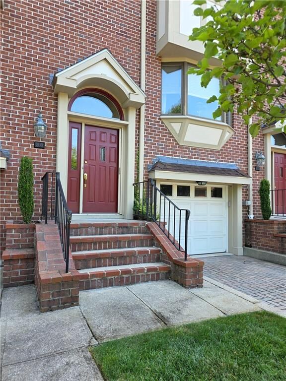 Property Photo:  203 Dean Ridge Court  RI 02920 