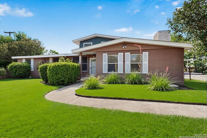 7140 Tree Bend  China Grove TX 78263 photo