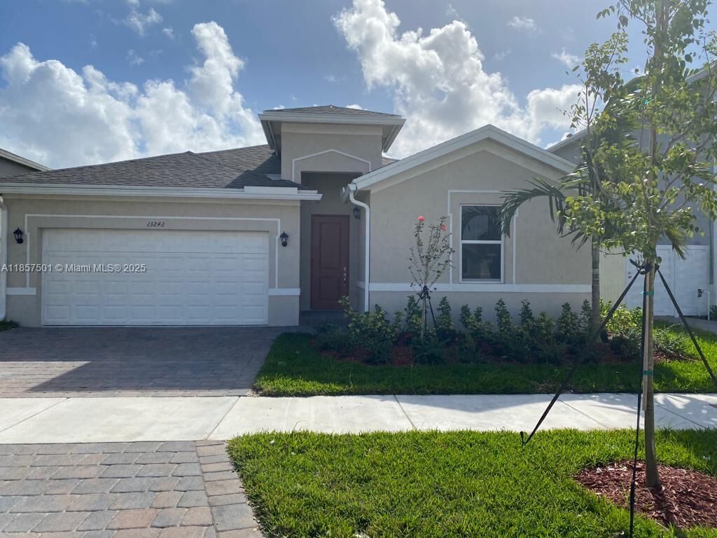Property Photo: 13242 SW 270 Ter 13242 FL 33032