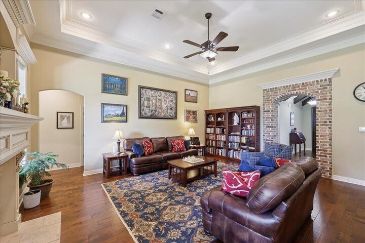 Property Photo:  404 Birch View Drive  TX 77657 