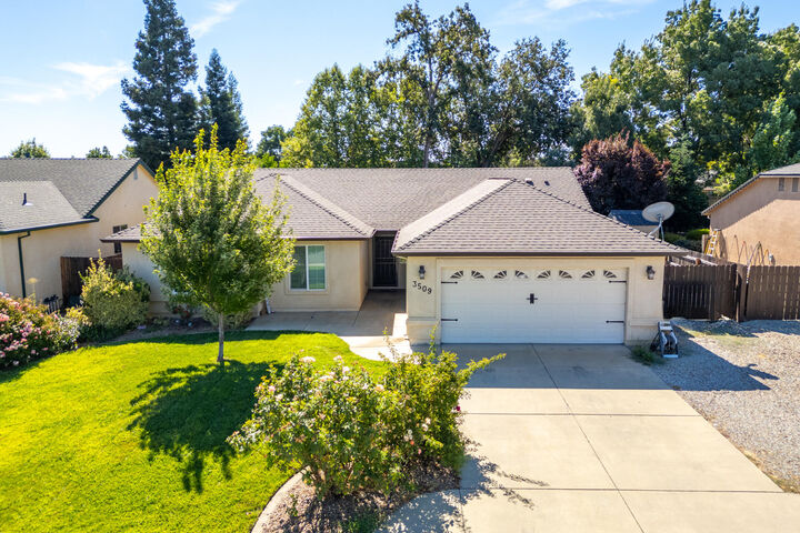 Property Photo: 3509 Humbug Drive CA 96007