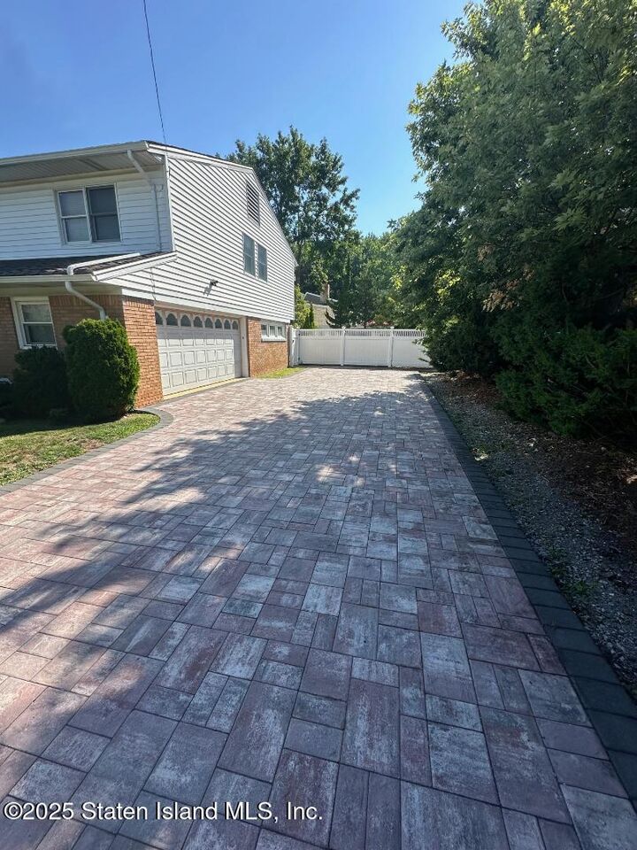 Property Photo:  59 Bogert Avenue  NY 10314 