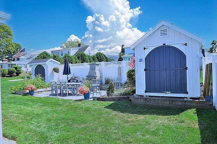 Property Photo:  6 Kelsey Road  CT 06413 