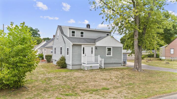 Property Photo:  14 Lynette Drive  CT 06473 