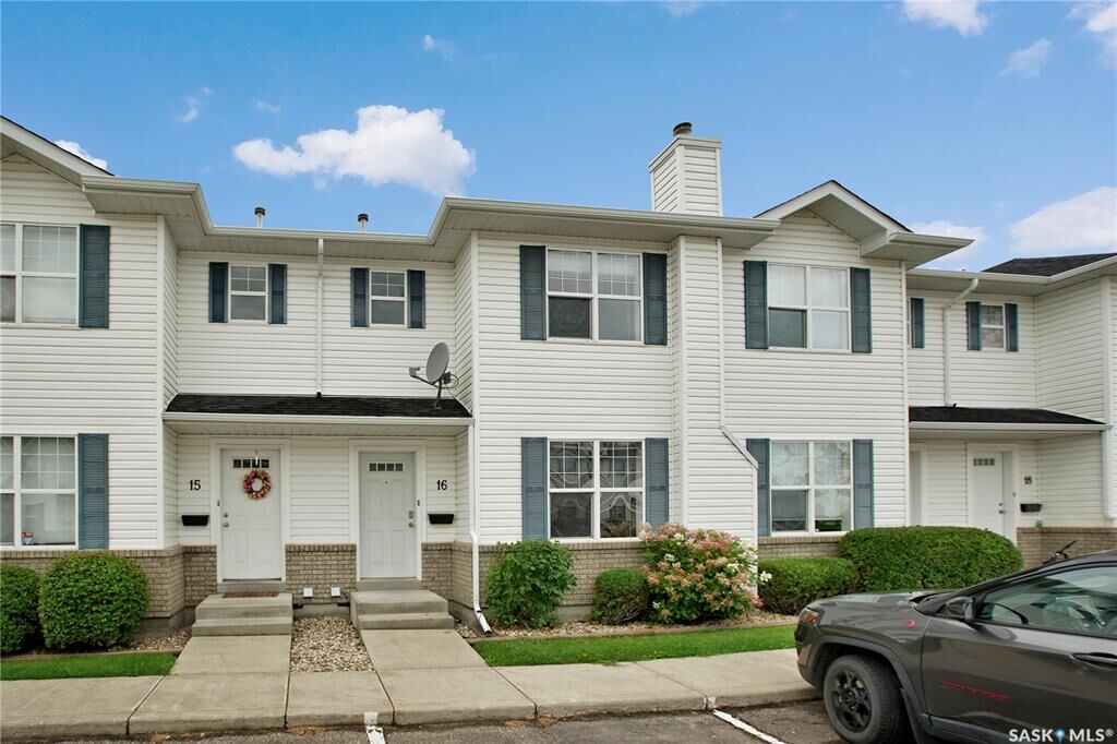 Property Photo: 203 Herold Terrace 16 SK S7V 1H4