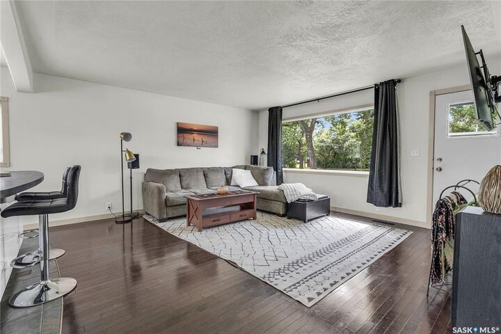 Property Photo:  227 2nd Avenue  SK S0H 3P0 
