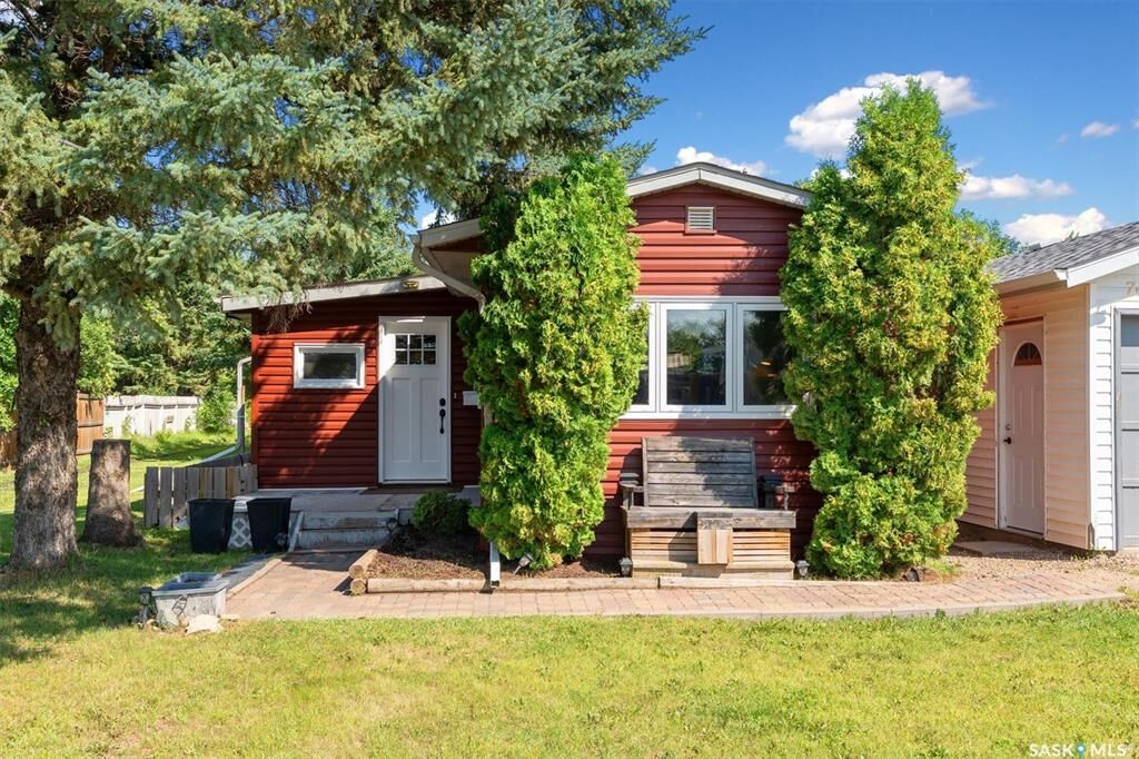Photo de la propriété:  76 2nd Street  SK S0K 3A0 