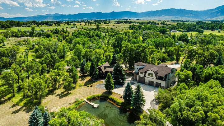 Property Photo:  696 Big Goose Road  WY 82801 