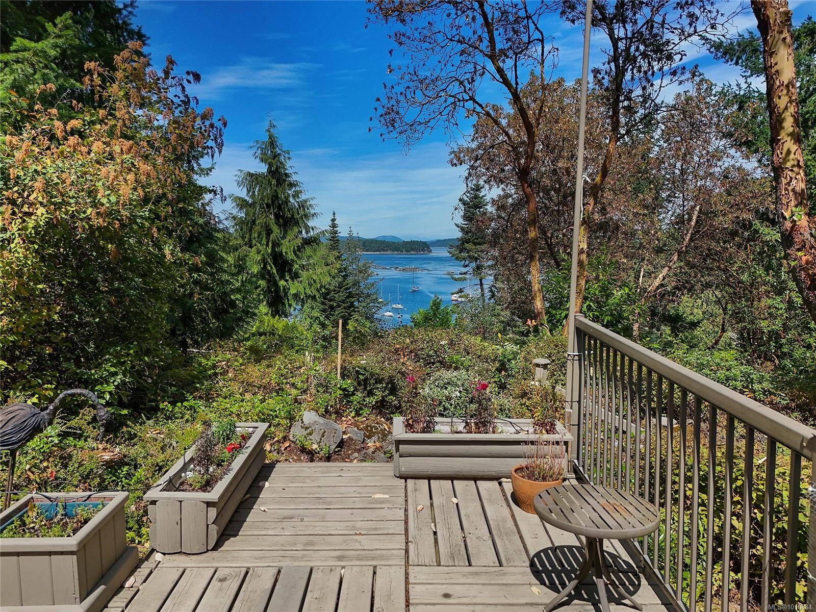 Property Photo: 10929 Inwood Rd BC V8L 5H9