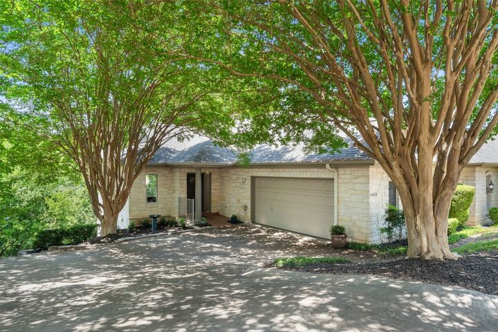 Property Photo: 5507 Oakwood Cove A-2 TX 78731