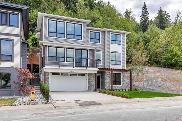 Property Photo:  47180 Sylvan Drive  BC V2R 0R8 