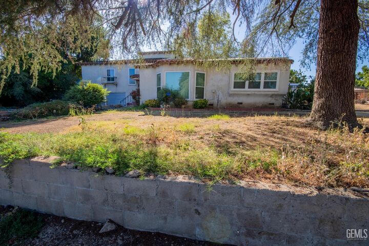 Property Photo:  2860 N Baker Street  CA 93306 