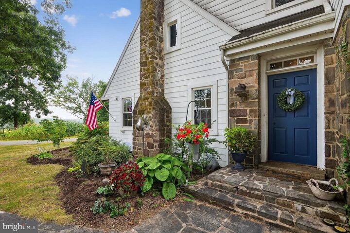 Property Photo:  5760 Taneytown Pike  MD 21787 