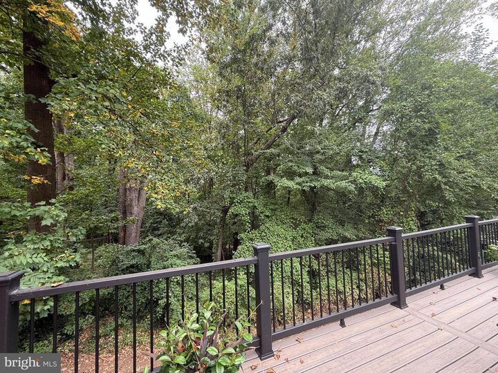 Property Photo:  624 S Quincy Street  VA 22204 